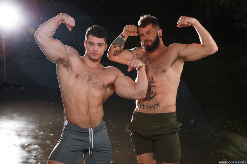 Big muscle dudes Johnny Hill and Collin Simpson hardcore gay anal ass fucking