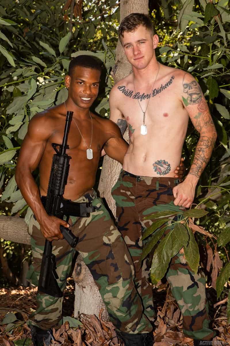 Hot Army Men Porn - Hot army boys Ryan Jordan's hot bare ass fucked by big black stud Adrian  Hart's huge dick â€“ Big Cock Nude Men Pics