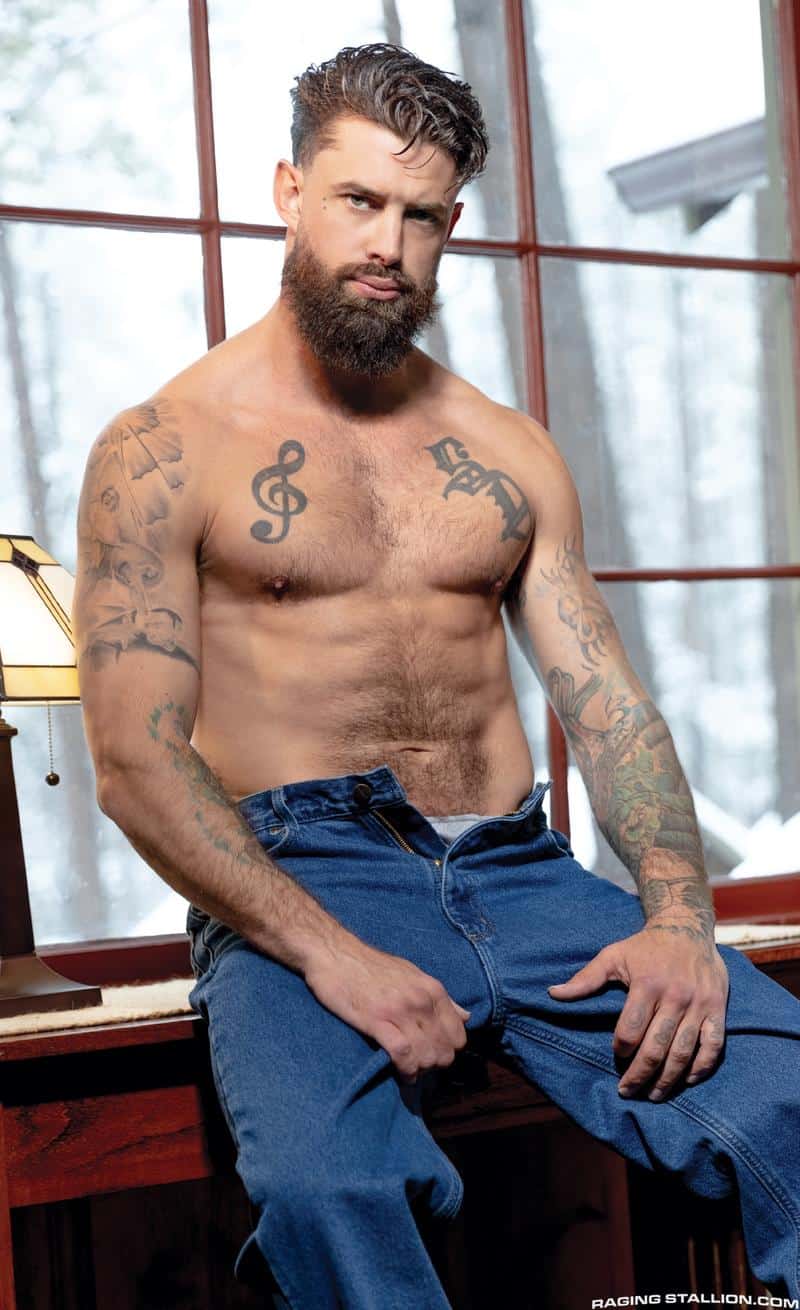 Sexy tattooed muscle dude Chris Damned raw fucks bearded hunk Alpha Wolfe hot bubble butt 4 gay porn pics - Sexy tattooed muscle dude Chris Damned raw fucks bearded hunk Alpha Wolfe’s hot bubble butt